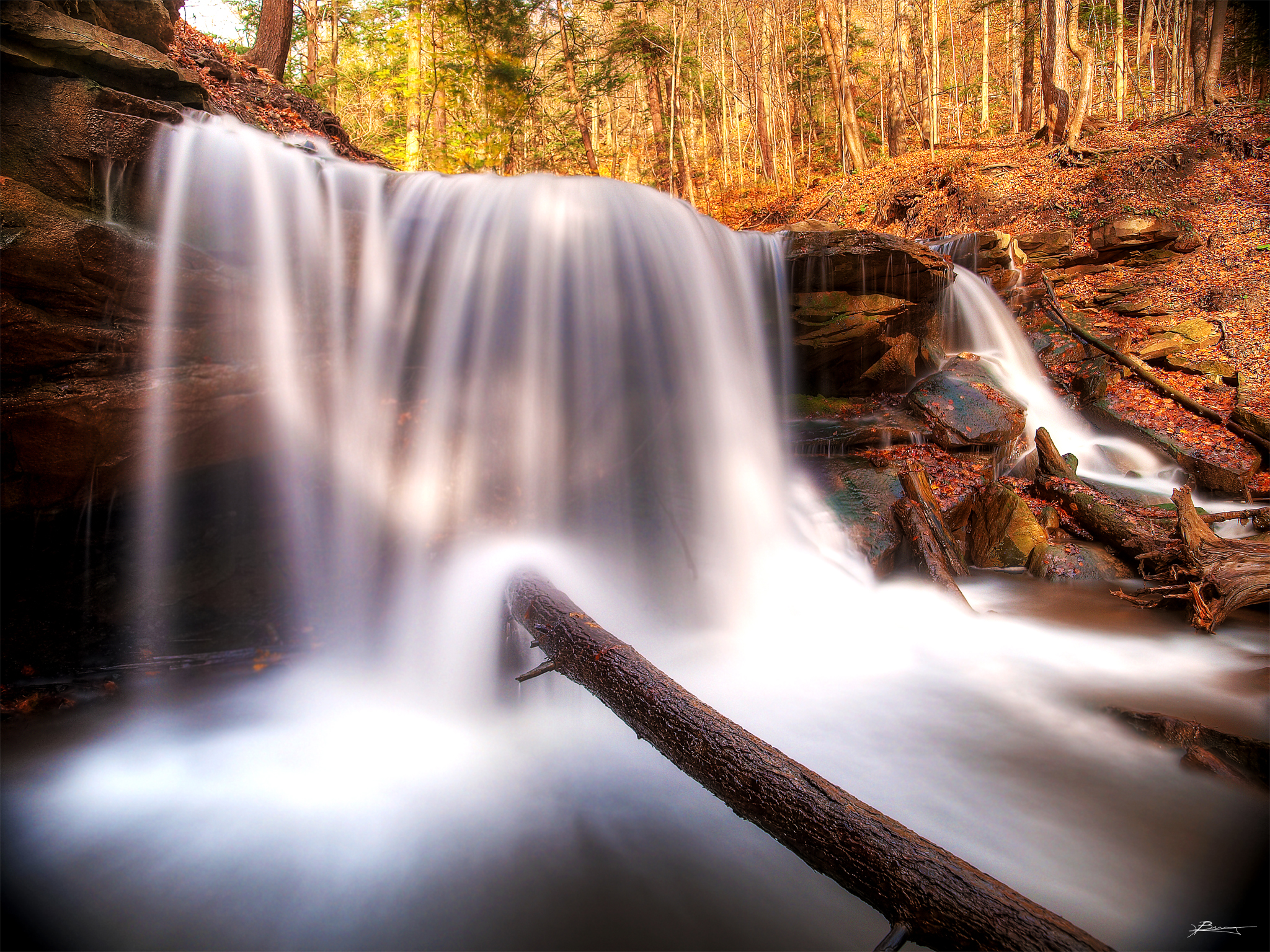 The falls at Dundas Peak