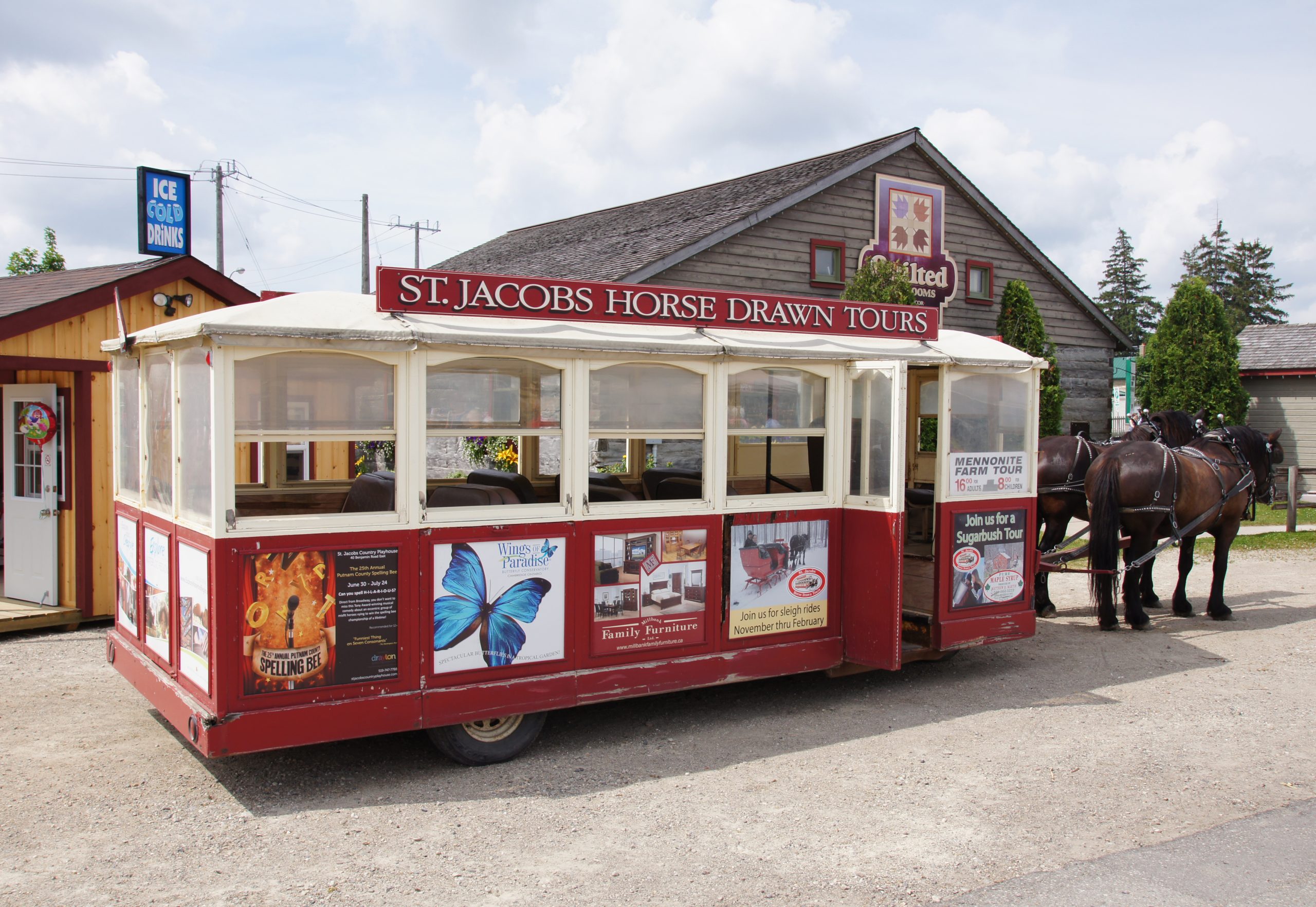 Horse-drawn tours, St. Jacobs
